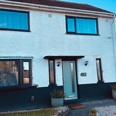 Entire Charming 5-Bed House In Darwen Blackburn Bb1 Free Parking Roadside Rishton Buitenkant foto