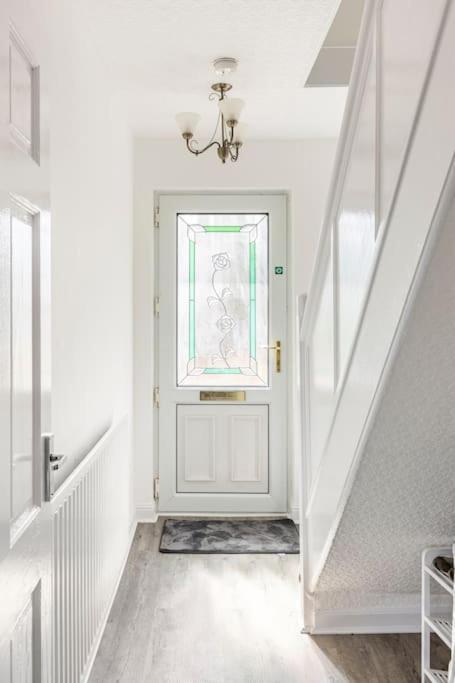 Entire Charming 5-Bed House In Darwen Blackburn Bb1 Free Parking Roadside Rishton Buitenkant foto