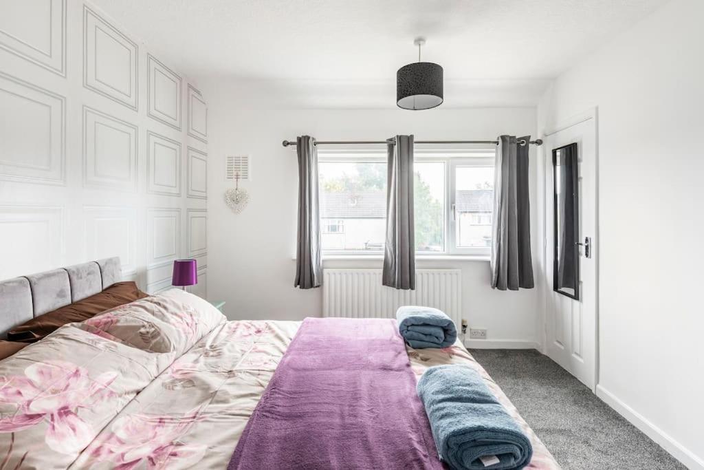 Entire Charming 5-Bed House In Darwen Blackburn Bb1 Free Parking Roadside Rishton Buitenkant foto